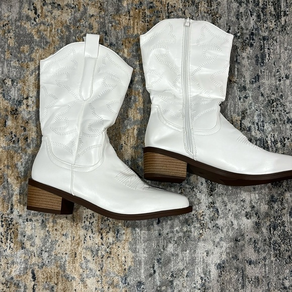 White cowgirl boots - size 40 - 9.5 U.S. - Picture 1 of 5